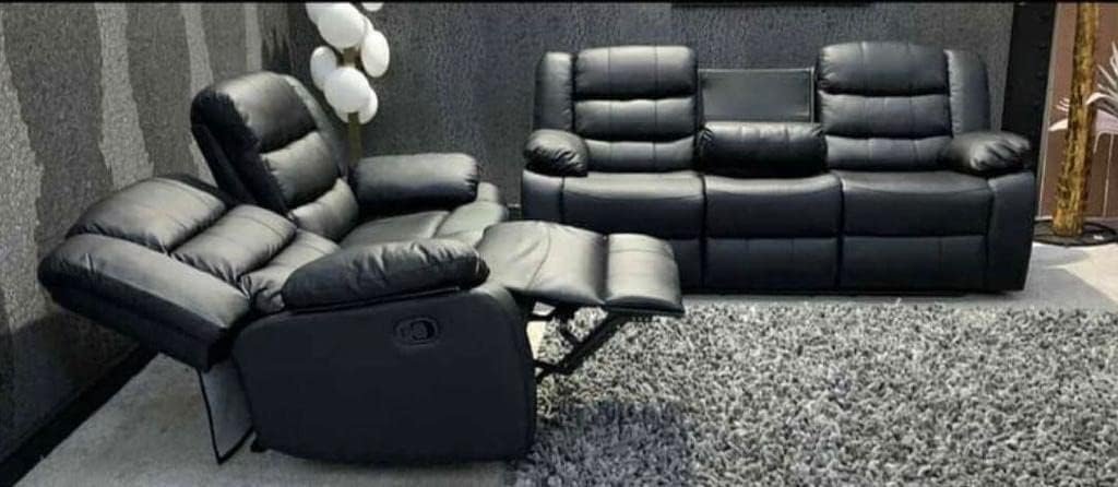 MNS Leather Recliner Sofa